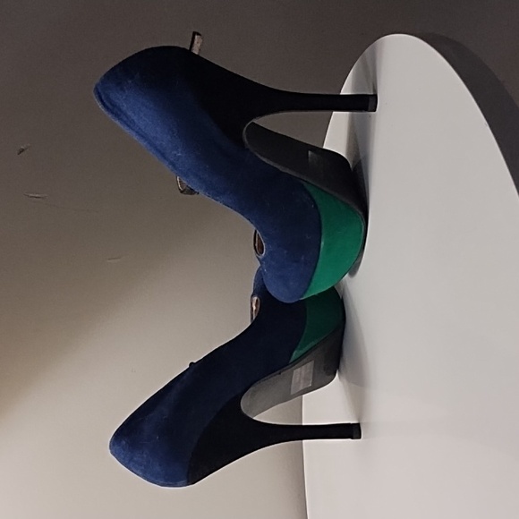 Qupid Felt Two Tone Platform Stiletto Heels - Picture 3 of 4